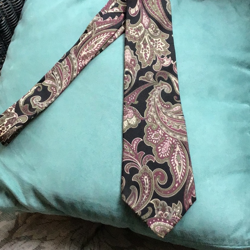 Mikael men’s silk tie